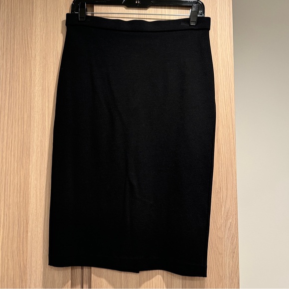 Theory Black Stretchy Pencil Skirt - M - Picture 1 of 6